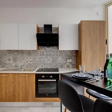 Perfect Location, Modern 2br Appartamento *