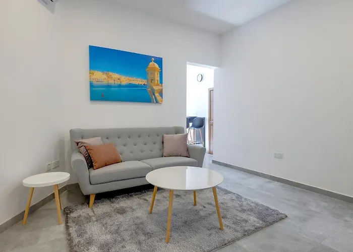 Perfect Location, Modern 2br * Sliema